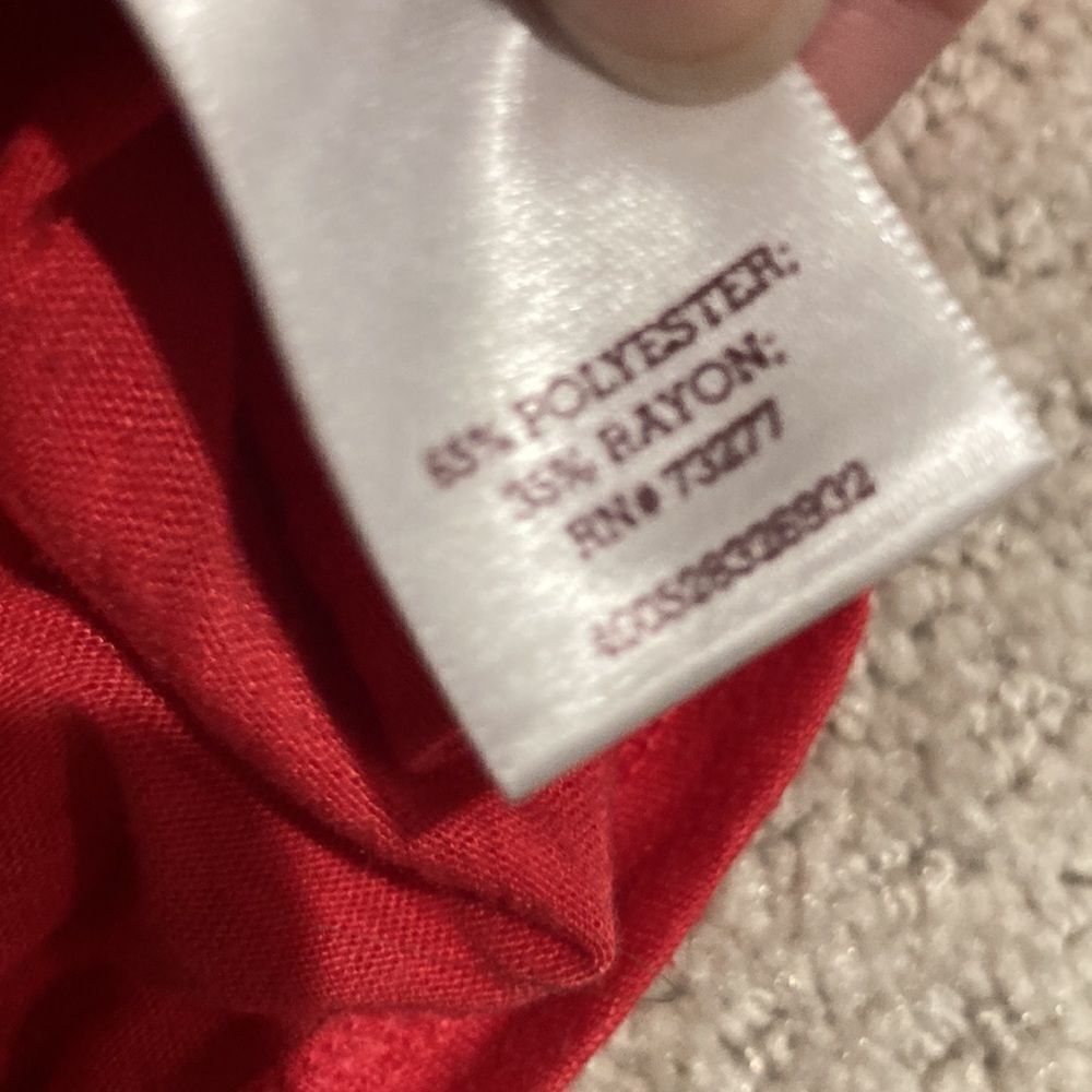 Red tank  - Picture 5 of 5